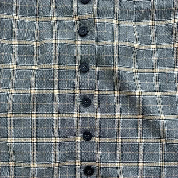 Forever 21 Plaid Mini Skirt trendy , Size small - Picture 4 of 7